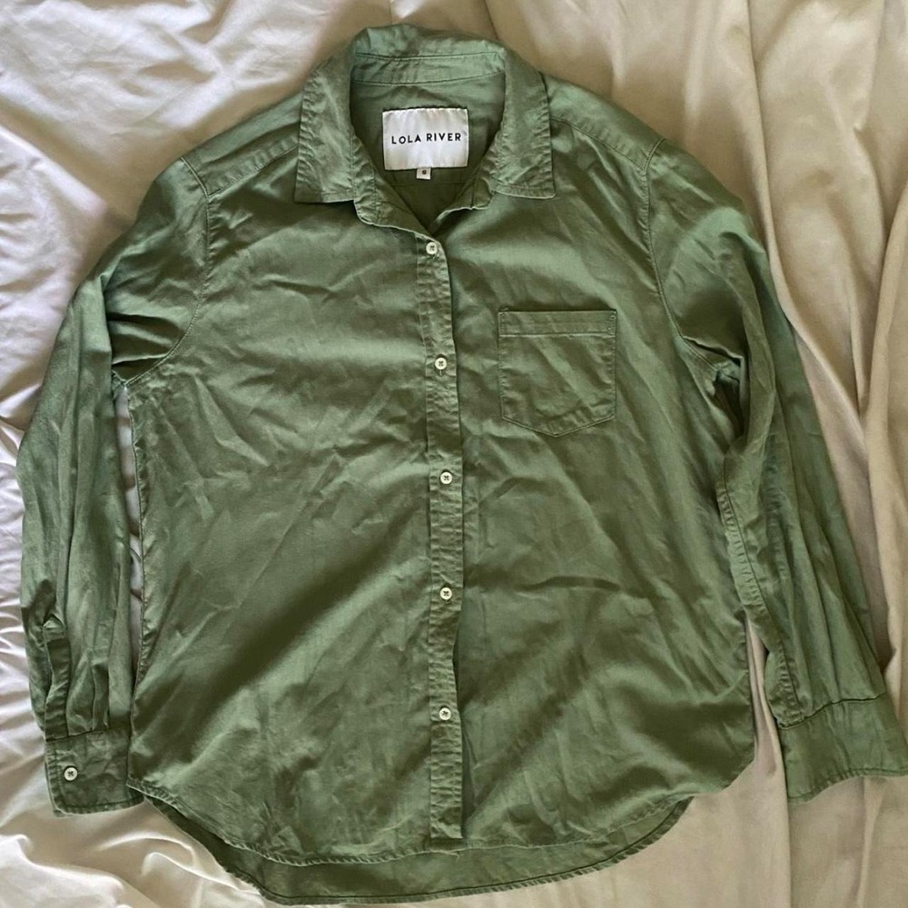 Lola River olive green cotton button down shirt Relaxed Fit size S